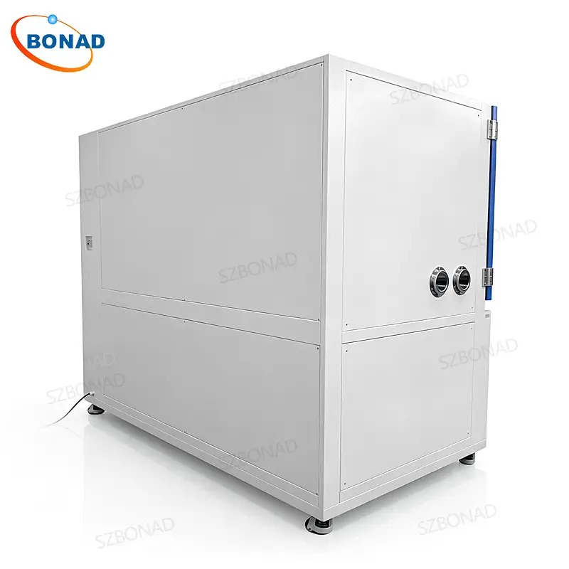 2000 liter IP5x IP6x stofkamer achterzijde Achteraanzicht en zijaanzicht van de BONAD 2000L stoftestkamer met twee ronde zijopeningen.